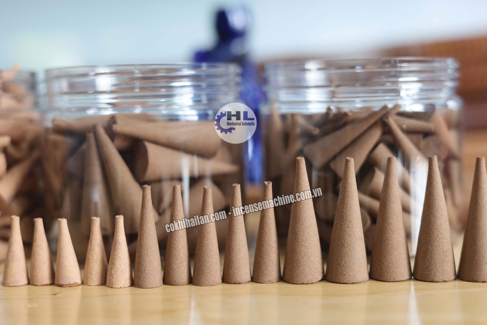 FULL AUTOMATIC HYDRAULIC CONE INCENSE MAKING MACHINE